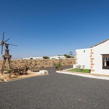 Home2book Tinajas B, Charming Triquivijate